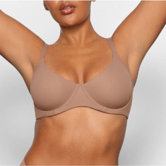 NEW SKIMS Sienna Fits Everybody Unlined Demi Bra Size 32C